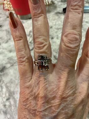 Sterling Silver Movable Double -Figure Ring 6